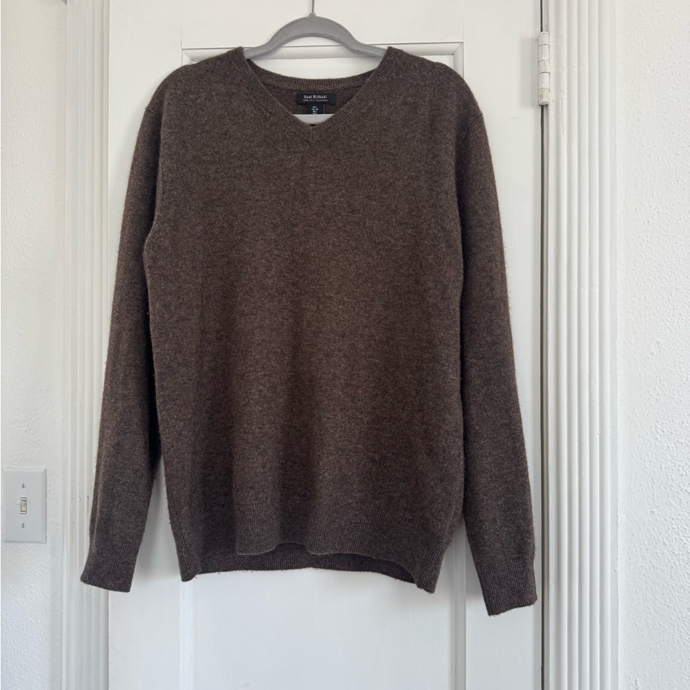 100% CASHMERE Isaac Mizrahi Men's Dark Brown V-Neck Sweater